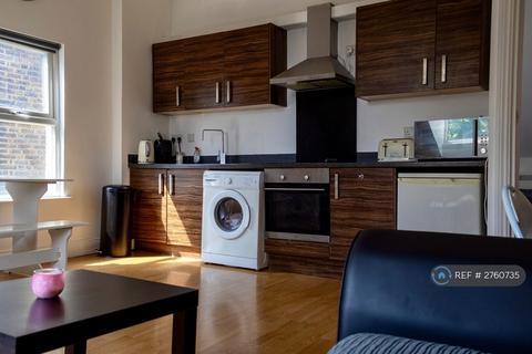 1 bedroom flat to rent, Outram Road, Croydon, CR0