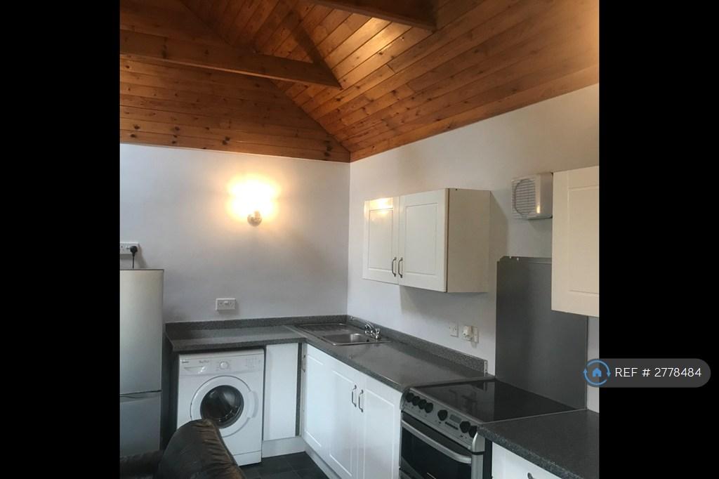 Kitchen/Living Room