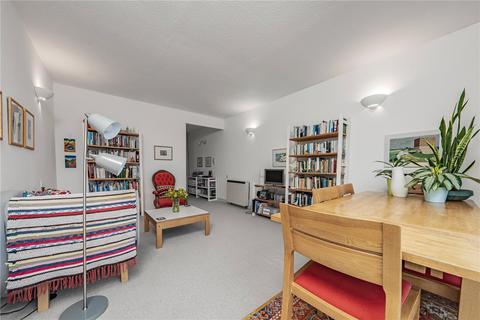 1 bedroom apartment for sale, Cheval Court, Upper Richmond Road, London, SW15