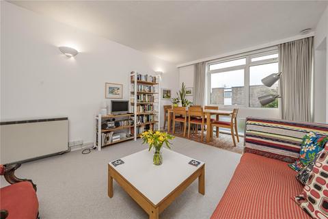 1 bedroom apartment for sale, Cheval Court, Upper Richmond Road, London, SW15