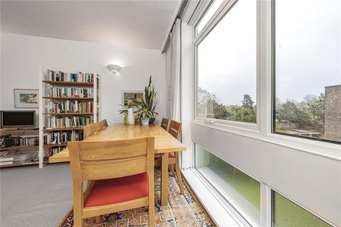 1 bedroom apartment for sale, Cheval Court, Upper Richmond Road, London, SW15