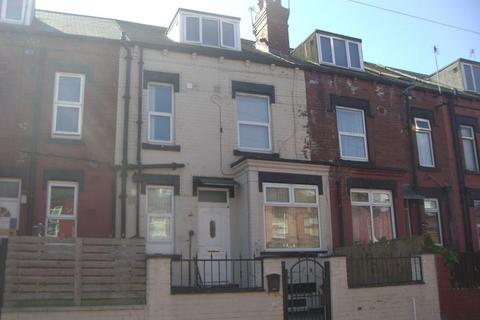 2 bedroom terraced house to rent, Sutherland Mount, Leeds LS9