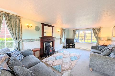 undefined, MAIN ROAD, BARNOLDBY-LE-BECK