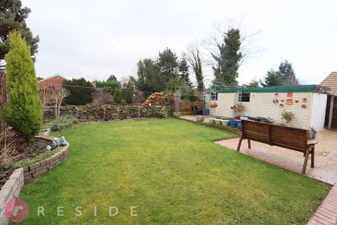3 bedroom detached bungalow for sale, Lynnwood Drive, Rochdale OL11