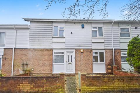 3 bedroom terraced house to rent, Abbey Road, Basingstoke RG24