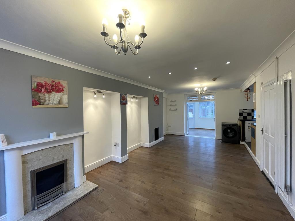 Living / Dining Room