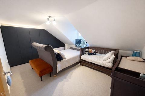undefined, Moortown, Leeds LS17