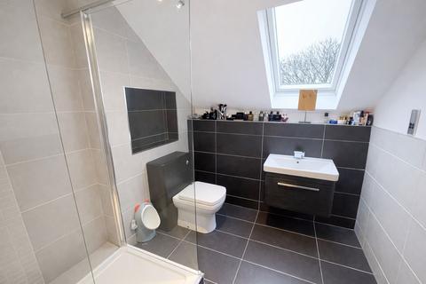 undefined, Moortown, Leeds LS17