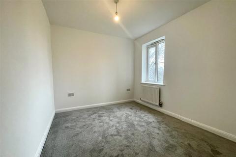 undefined, Ffordd James McGhan, Cardiff, CF11