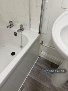 2 bedroom terraced house to rent, Bakewell Street, Manchester, M18