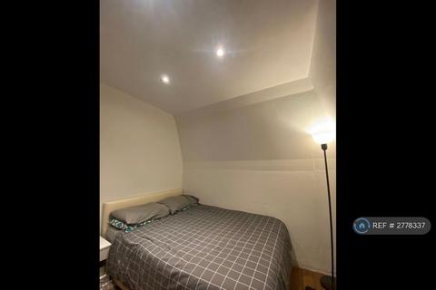 undefined, St. Helier Avenue, Morden, SM4