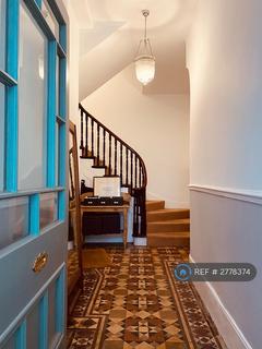 2 bedroom flat to rent, Hornsey Rise Gardens, London, N19