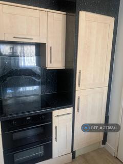 1 bedroom in a house share to rent, Dacca Street, London, SE8