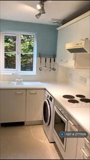 1 bedroom flat to rent, Dolphin Court, High Wycombe, HP11