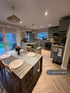 undefined, Redfield Close, Dunstable, LU6