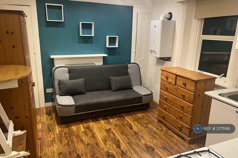 undefined, Leigham Court Road, London, SW16
