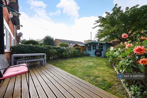 undefined, Raymond Close, London, SE26