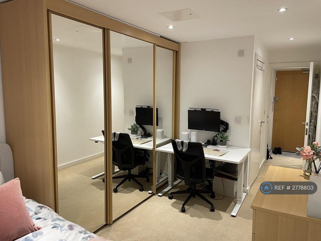 Ensuite Bedroom