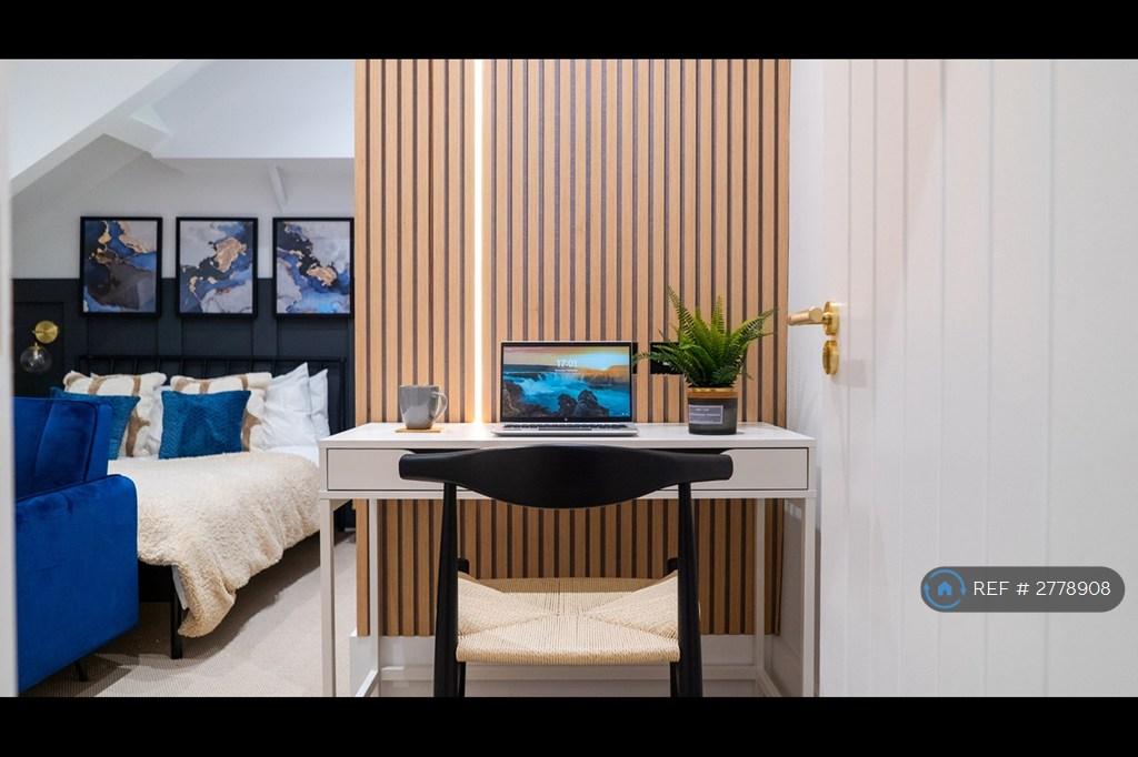 Room 3