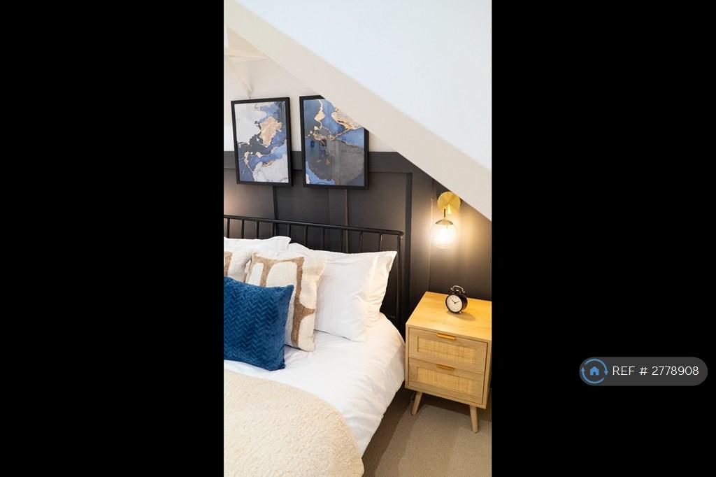 Room 4