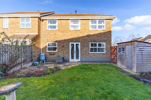 Mitre Close, Bedford, Bedfordshire, MK41