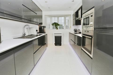 4 bedroom semi-detached house for sale, Alexandra Mews, Southport, PR9