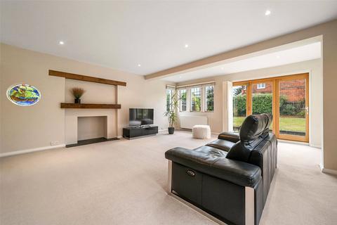 3 bedroom detached house for sale, Watlington Road, Old Harlow, Essex, CM17