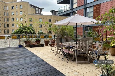 2 bedroom flat to rent, Manilla Street, London, E14