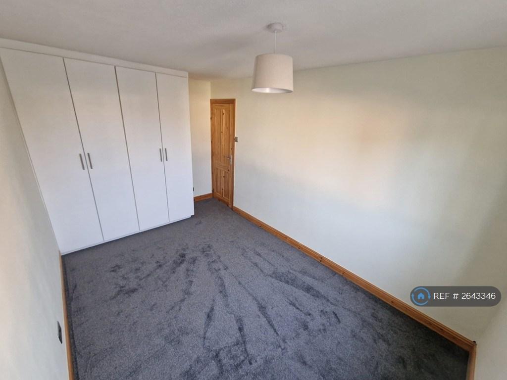 Main Double Bedroom With Fitted Wardrobes