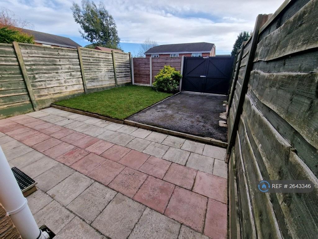 Low-Maintenance Private Garden - View 1