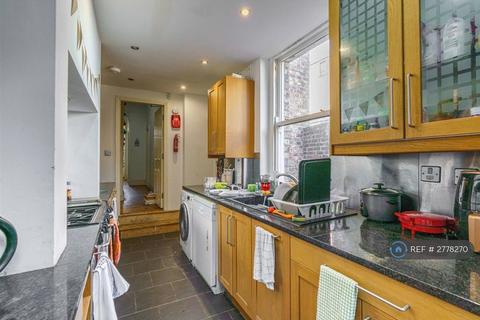 6 bedroom terraced house to rent, Claremont Street, Newcastle Upon Tyne, NE2