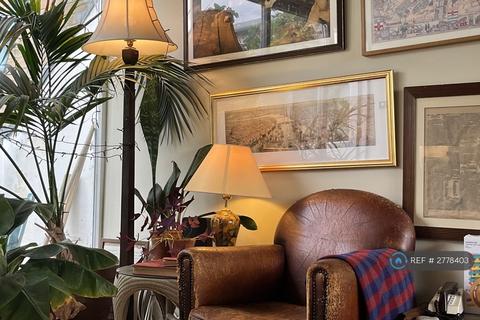 undefined, Hoxton Street, Greater London, N1