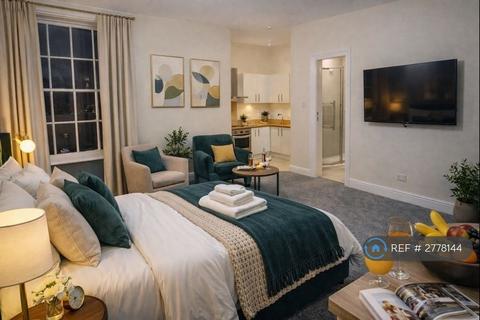 undefined, Luxury Fully Furnished Huddersfield, Huddersfield, HD5