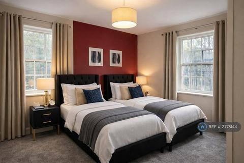 undefined, Luxury Fully Furnished Huddersfield, Huddersfield, HD5