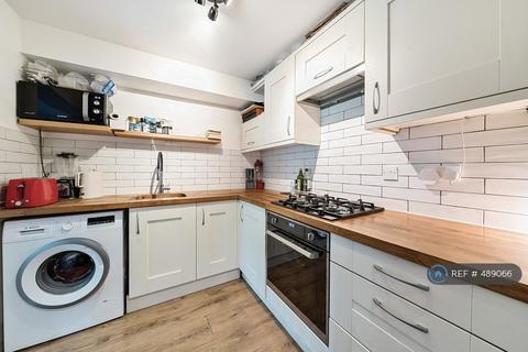 1 bedroom flat to rent, Wellmeadow Road, London, SE13
