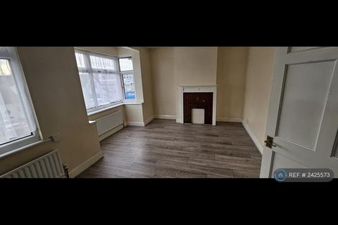 undefined, Lake Avenue, Slough, SL1