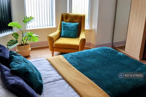 undefined, Salford, Salford, M6