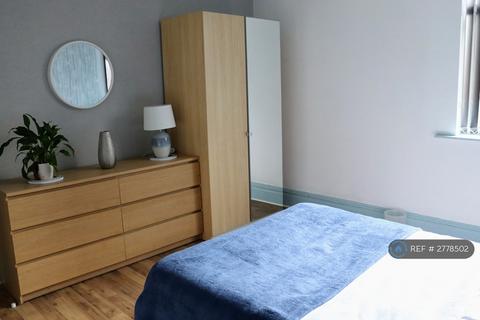 undefined, Salford, Salford, M6
