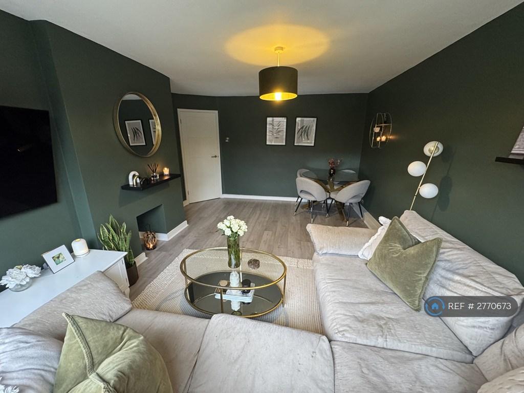 Living Room 5