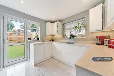 undefined, Blakes Lane, New Malden, KT3