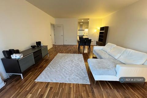2 bedroom flat to rent, Discovery Dock Apartments West, London, E14