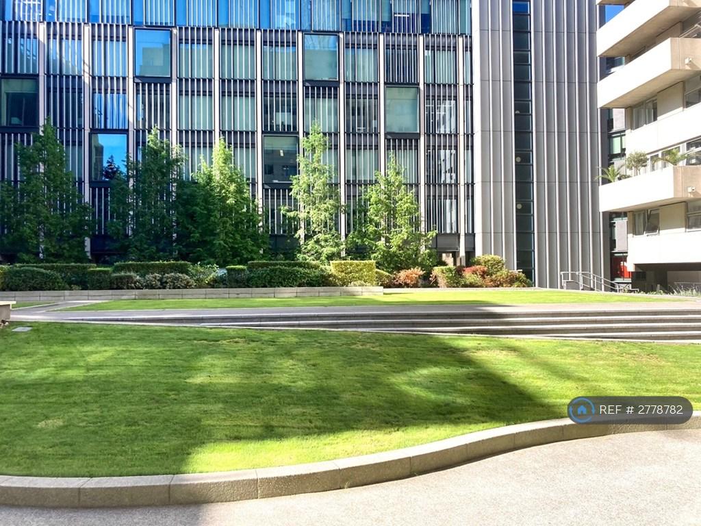 Podium Garden 2