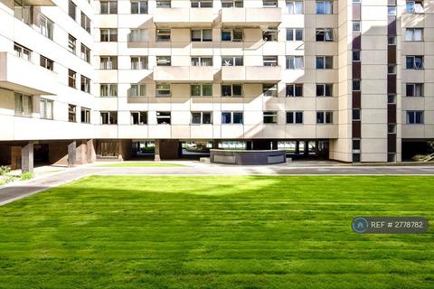 2 bedroom flat to rent, Upper Ground, London, SE1
