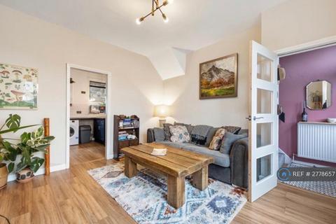 3 bedroom terraced house to rent, Hardman Avenue, Rossendale, BB4