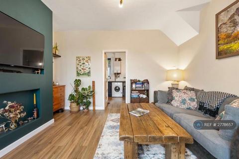 3 bedroom terraced house to rent, Hardman Avenue, Rossendale, BB4