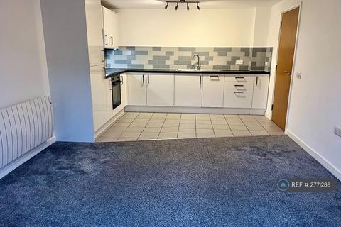 2 bedroom flat to rent, Charlotte Court, Margate, CT9