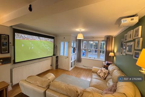 undefined, Nelson Road, Twickenham, TW2