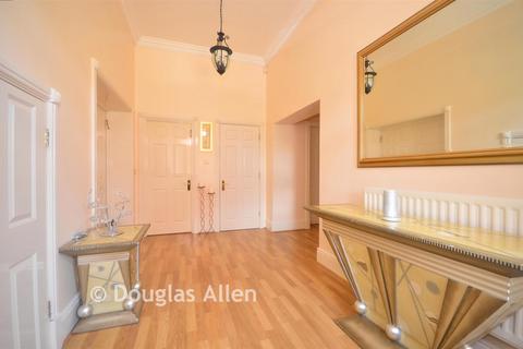 undefined, Sutherland House, Woodford Green IG8