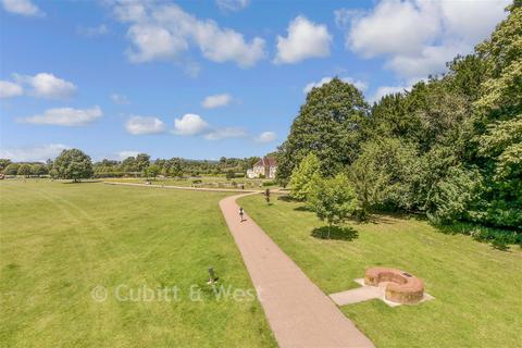 undefined, Liberty Court, Reigate RH2