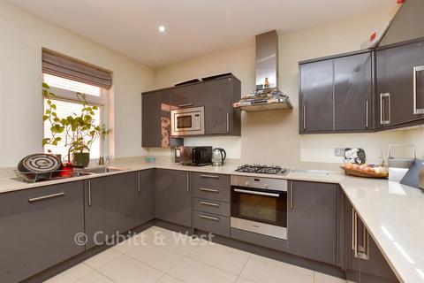 undefined, Liberty Court, Reigate RH2